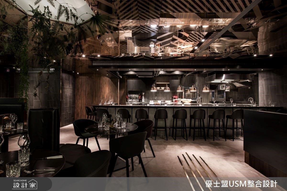 位於紅點文旅地下一樓的法式餐廳「L’ARÔME」,透過傳