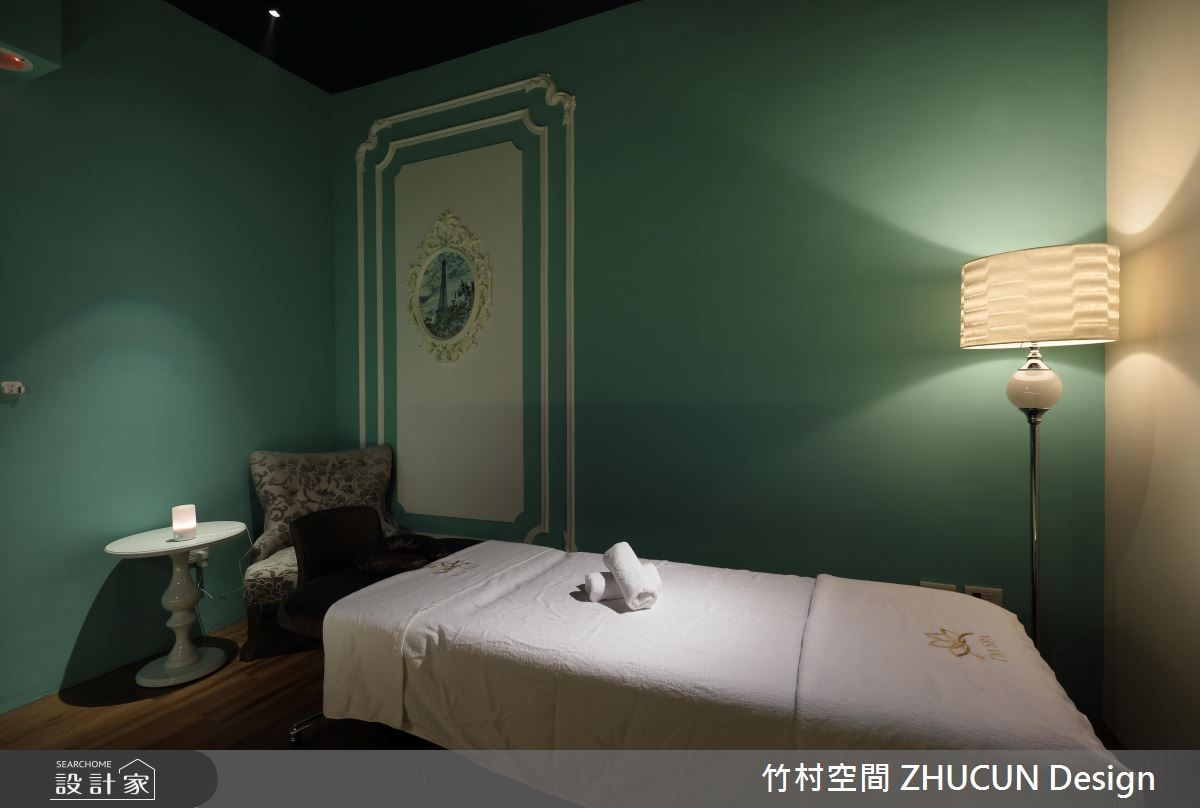 一整棟的複合式 SPA 會館，結合美髮、美甲美睫、瑜珈