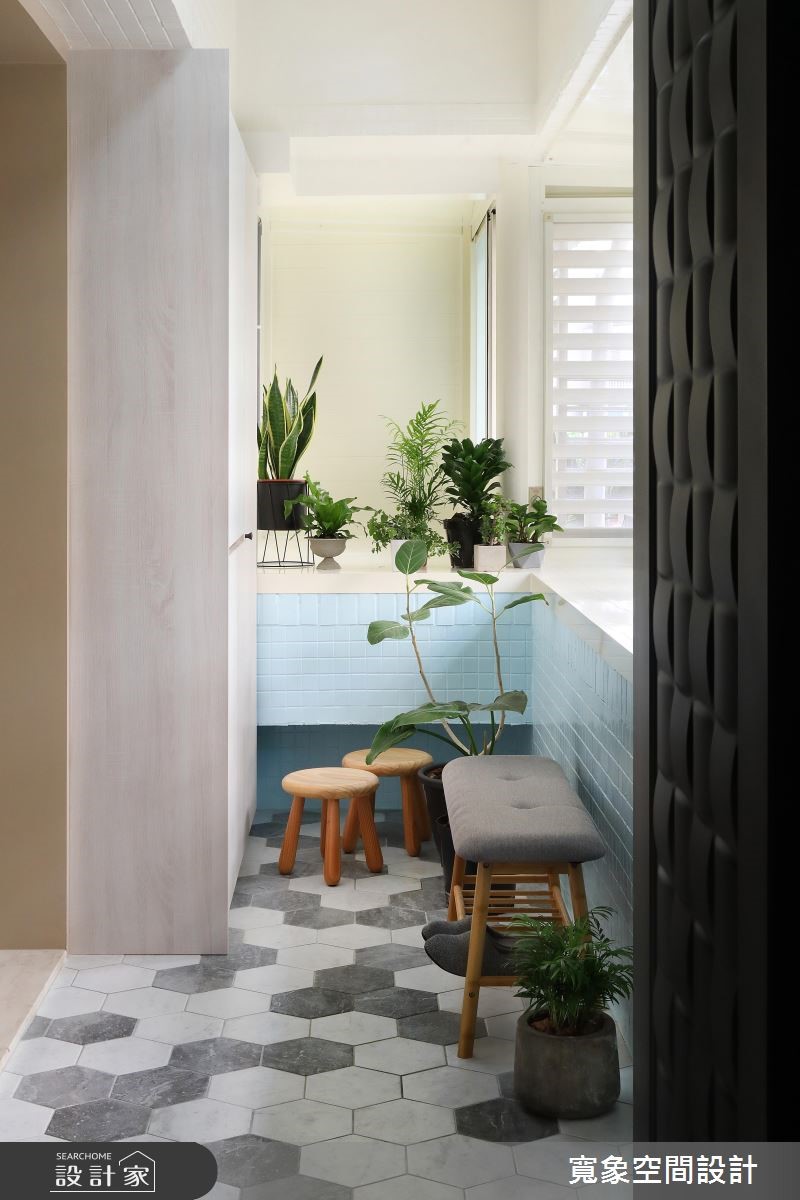 26 坪簡約風老屋，原格局動線浪費，設計師重新審思動