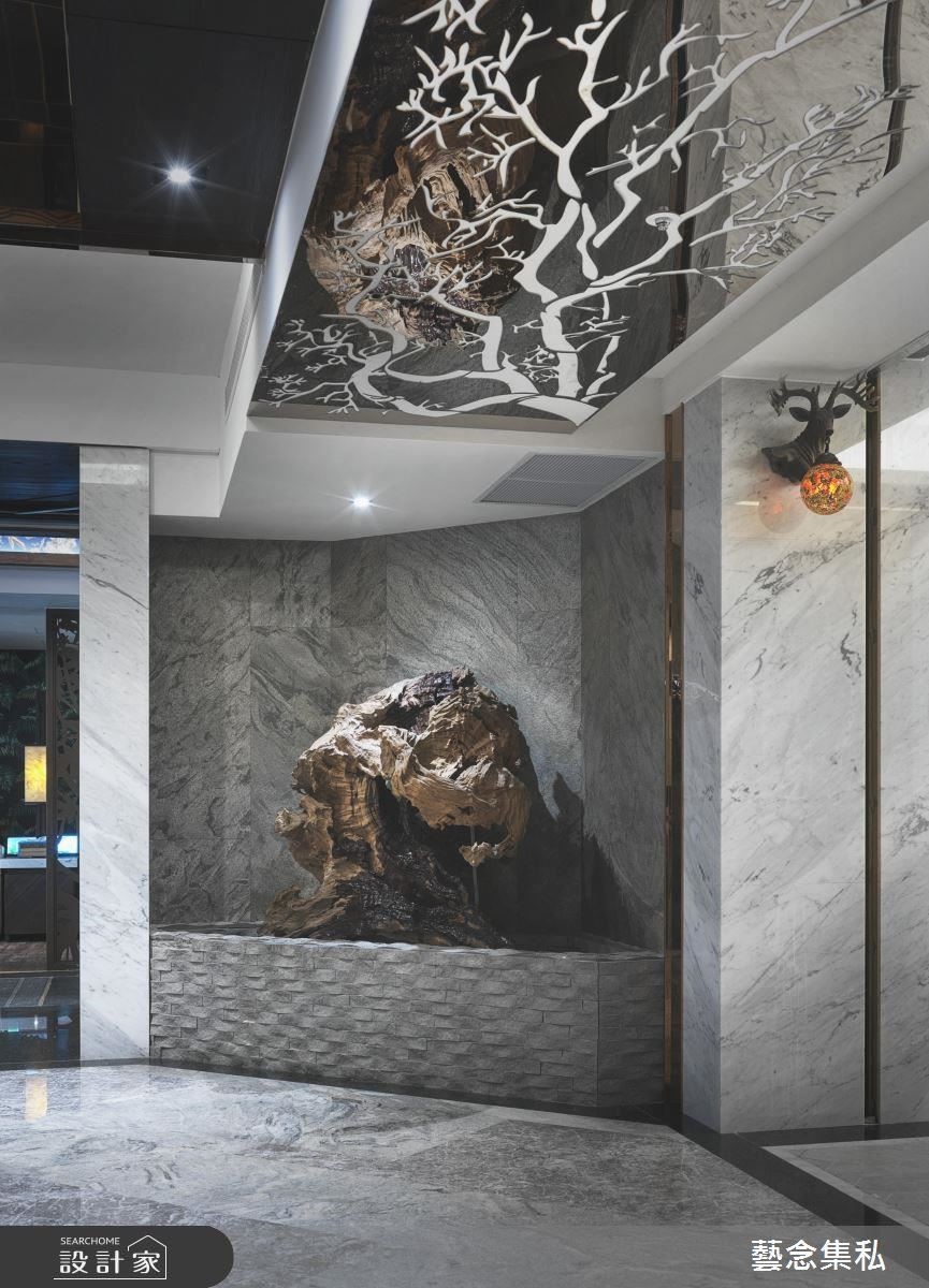 商業空間是產生商業買賣行為的場域，而室內設計引領著