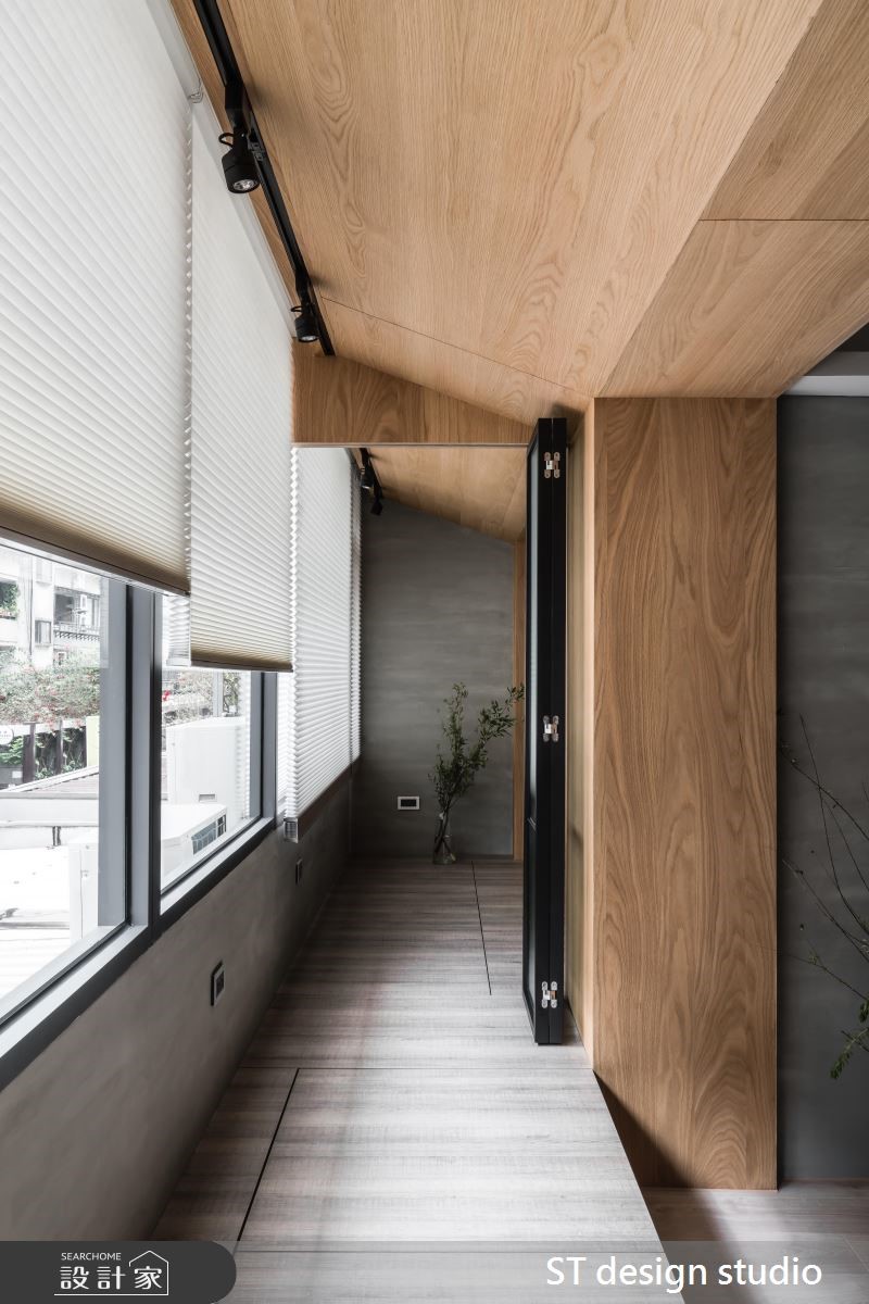 40 坪簡約風老屋的男屋主是從事進出口貿易，女屋主則