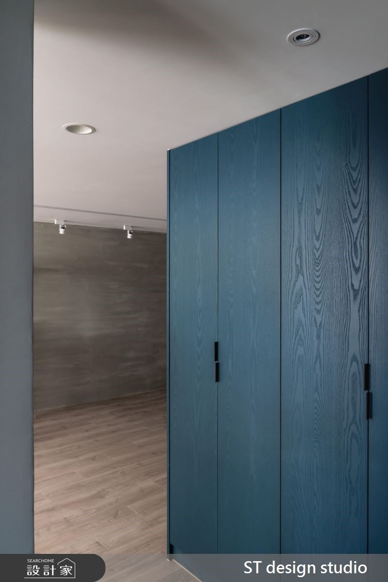40 坪簡約風老屋的男屋主是從事進出口貿易，女屋主則