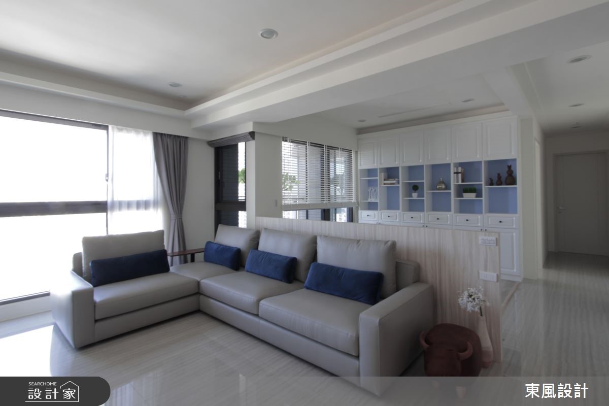 35 坪純白美式風住宅，簡約的線板搭配清爽的純白漆面