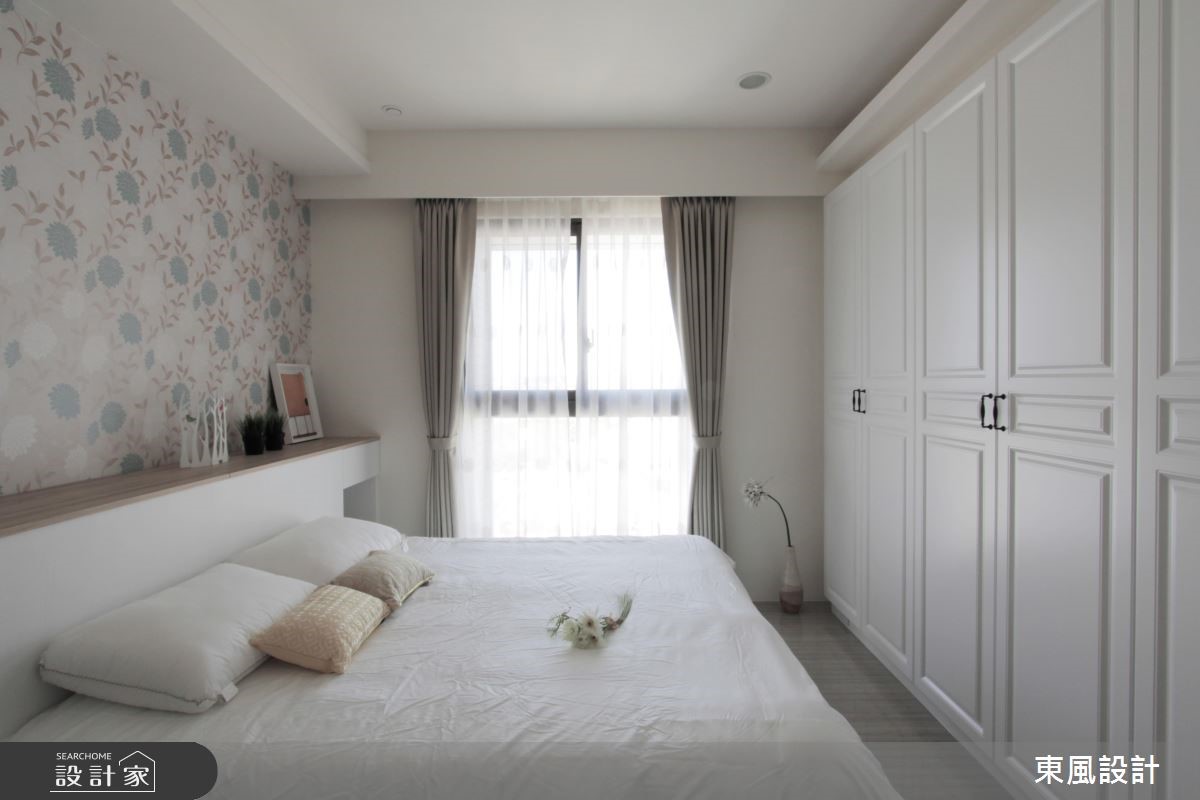 35 坪純白美式風住宅，簡約的線板搭配清爽的純白漆面