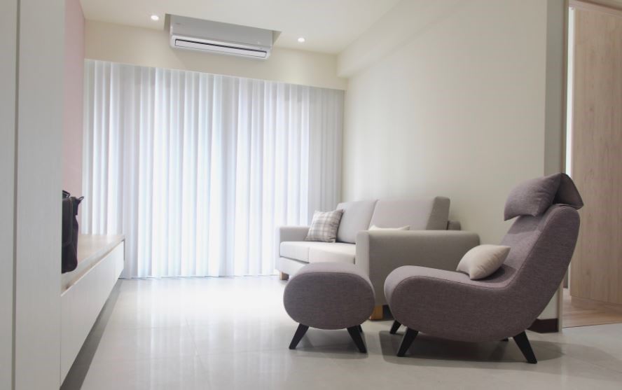 挑選沙發時，要注意的眉角非常多，從家庭人數選擇尺寸