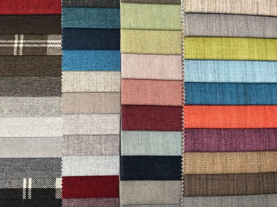 挑選沙發時，要注意的眉角非常多，從家庭人數選擇尺寸