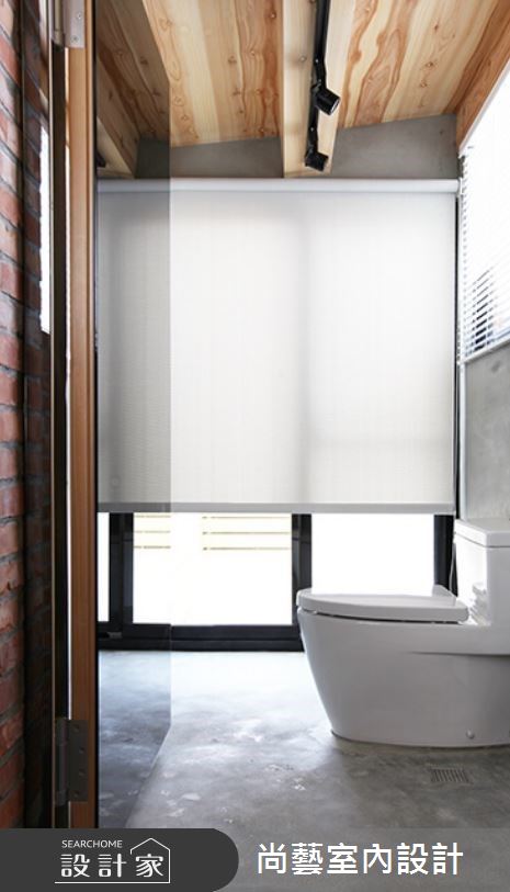 30 坪老房屋主為知名旅遊節目主持人Janet的家，奔波於