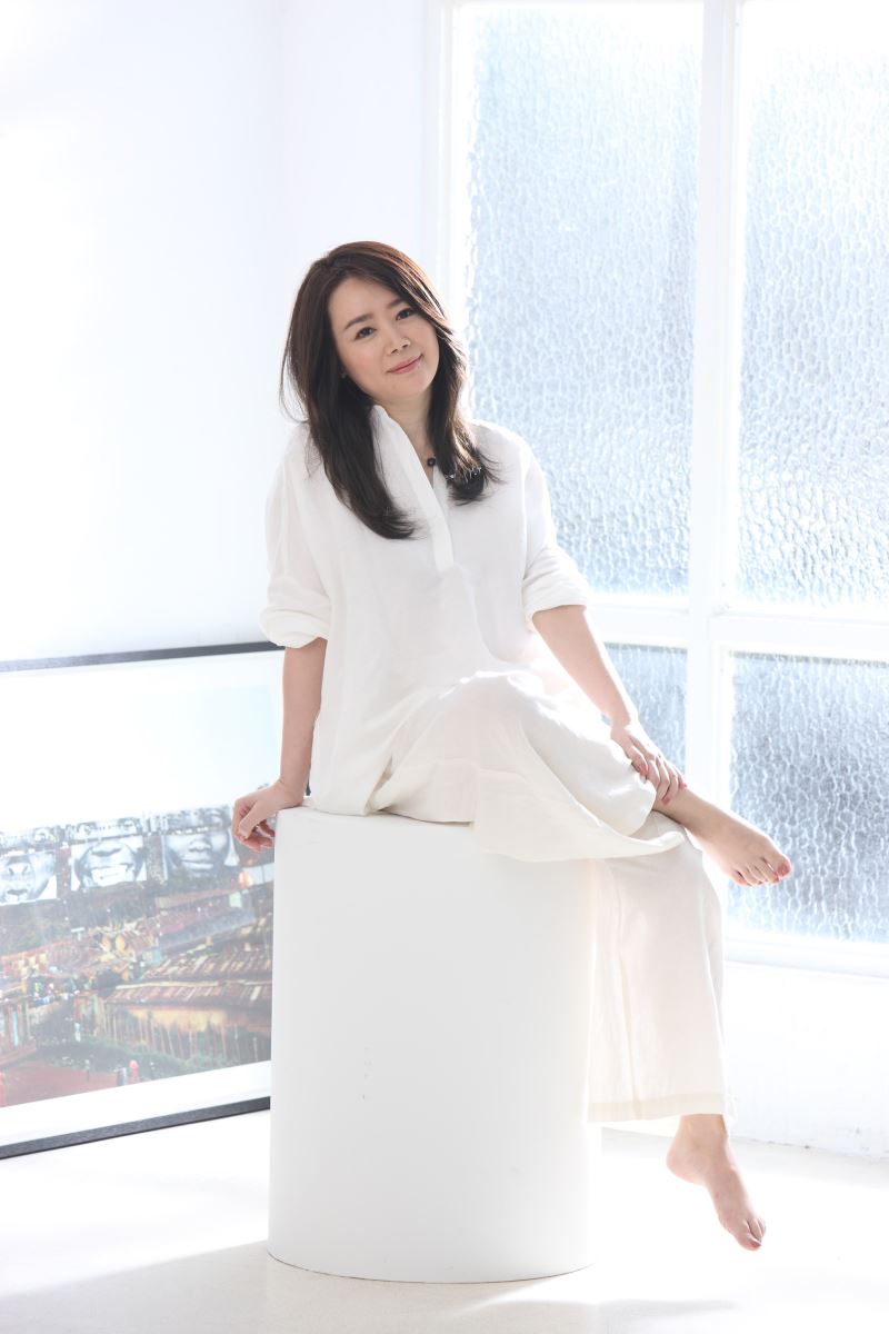 面對全球化的社會趨勢，融合文化、經濟、品味與經典傳