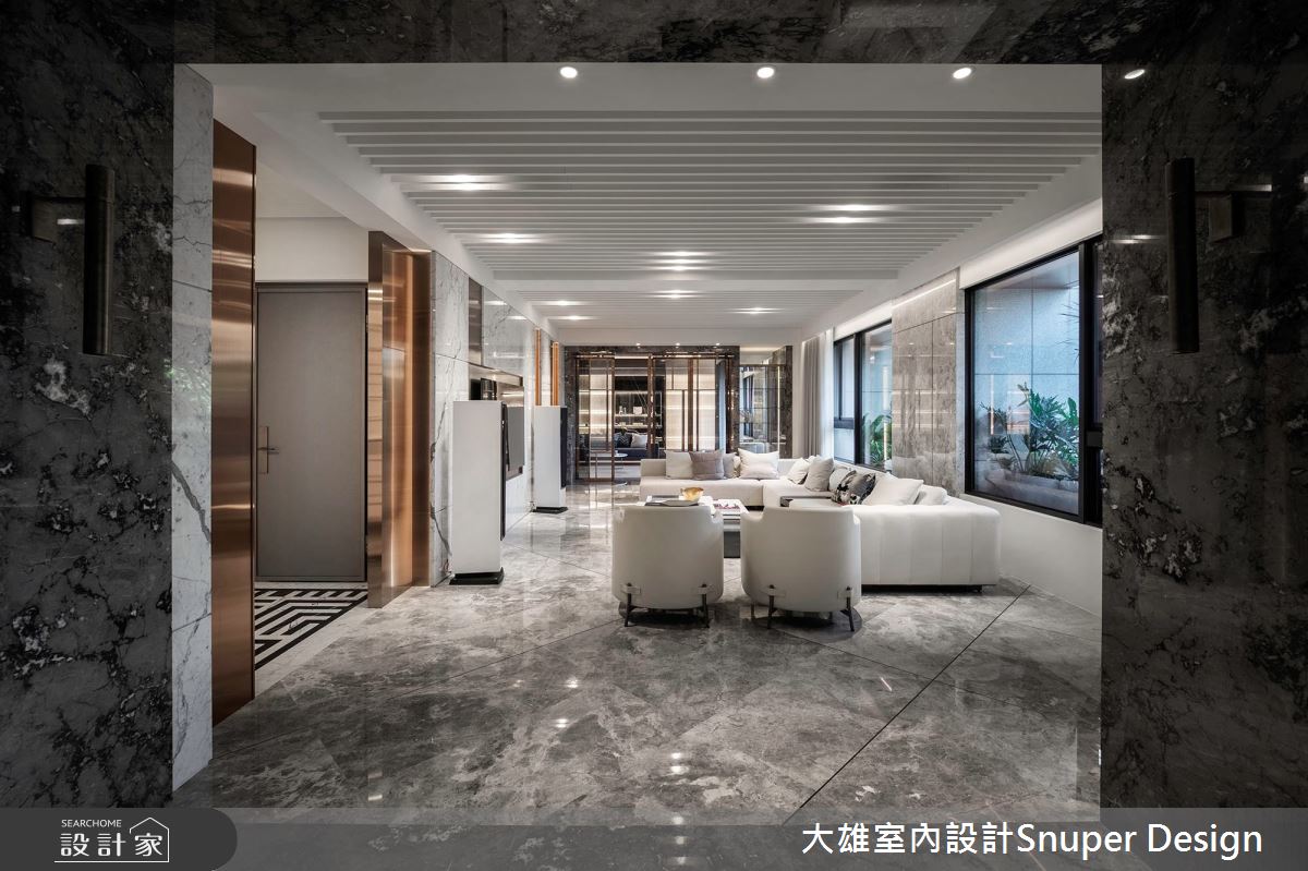 200 坪的華麗轉身，演繹的不只工藝美學，更需化解雙拼