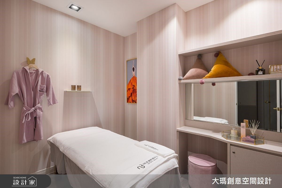 在這個45坪Spa美容中心裡，為了讓每個女性能夠展現高