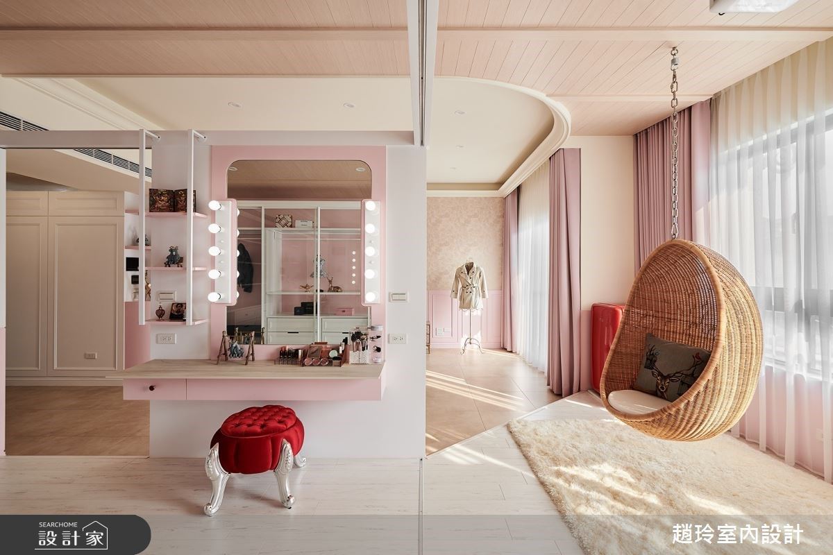 深深喜愛優雅古典美學的屋主,長期關注呂學宇設計師的