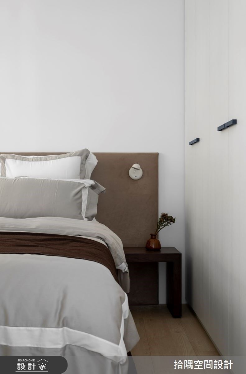 劉玉婷設計師善於以極簡俐落的設計手法，勾勒空間與居