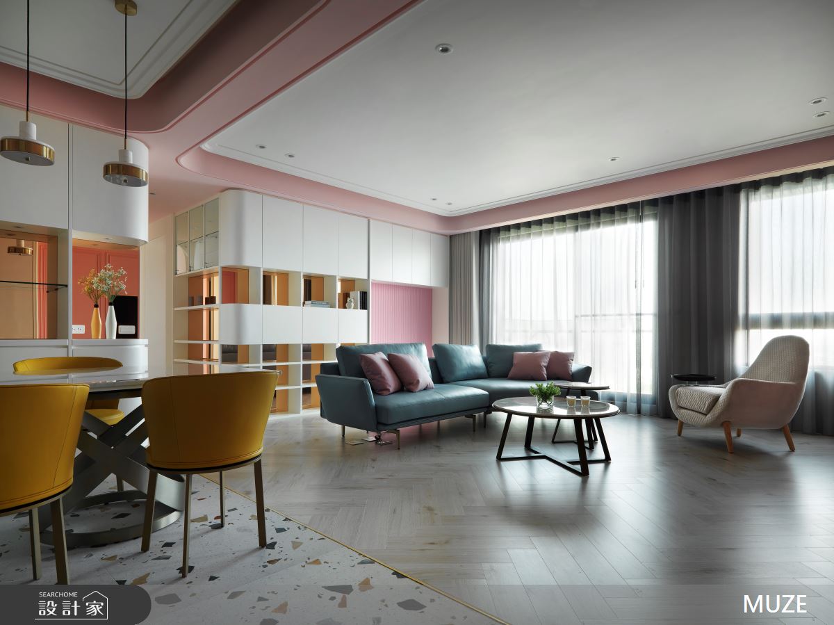 走入45坪北歐宅,偌大的公共區域以輕淺白與粉色相互鋪