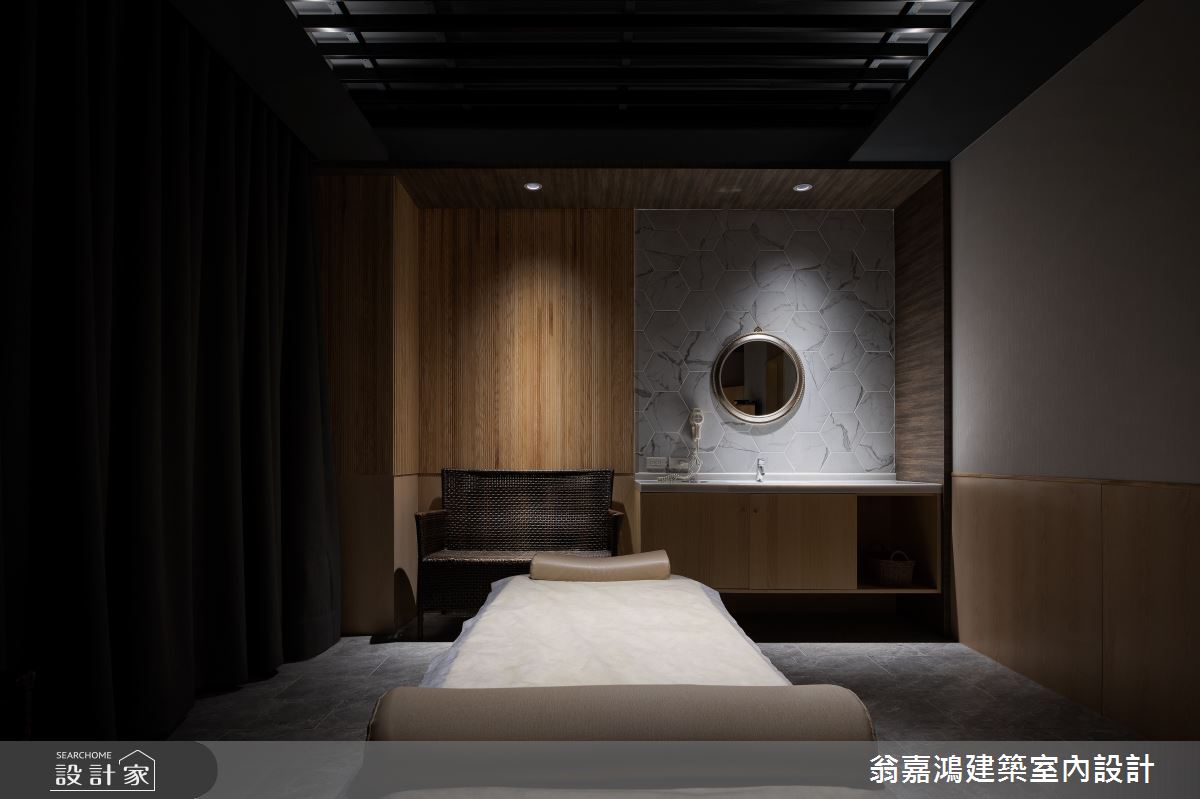位於台北市大直的六星按摩會館,設計師以精緻飯店風營