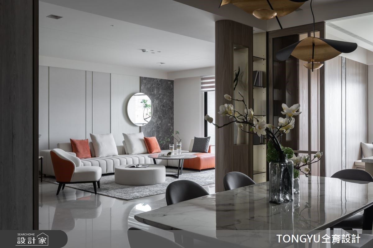 在光速前行的世界裡,城市是恆定又不斷變化的,時間讓