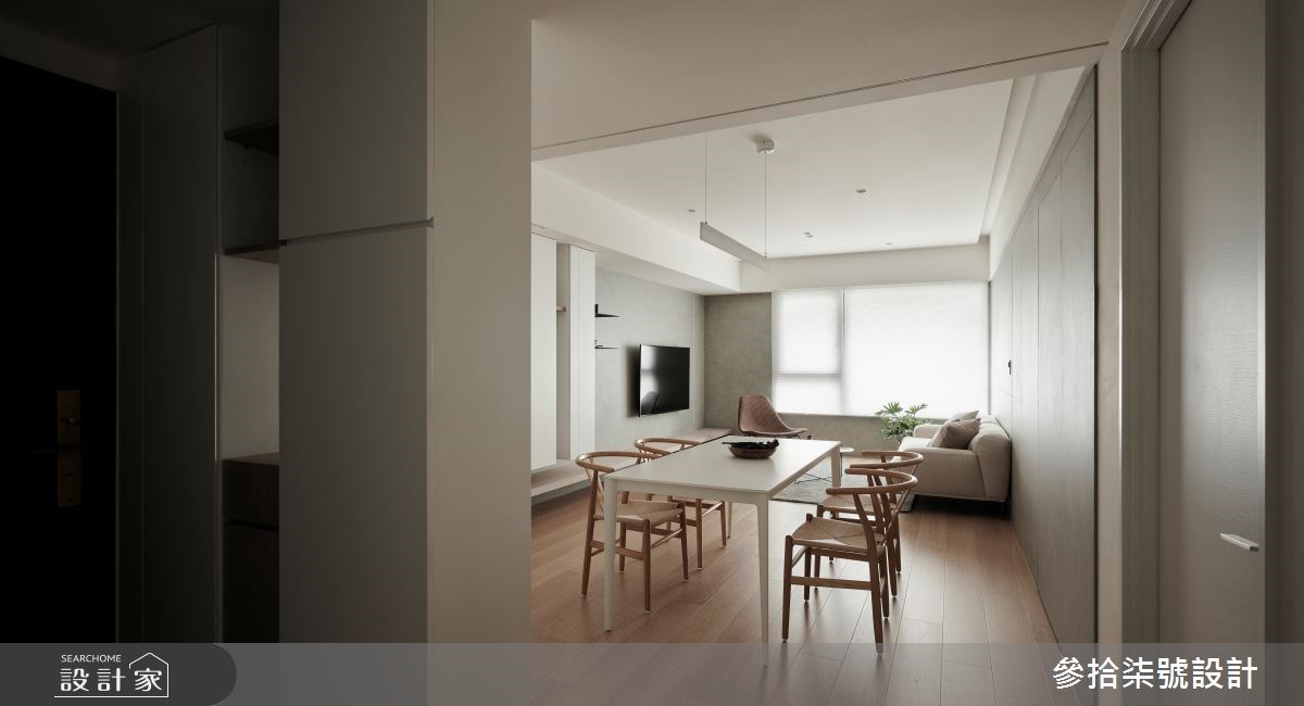漫步於 27 坪的人文禪風居所，淺灰色調瀰漫著柔和寧靜