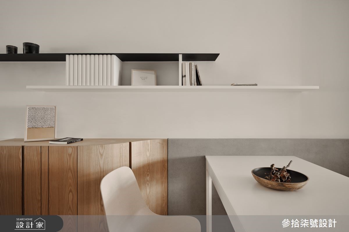 屋齡逾 30 年的老屋，設計師挹注清新紓壓的日式風格，