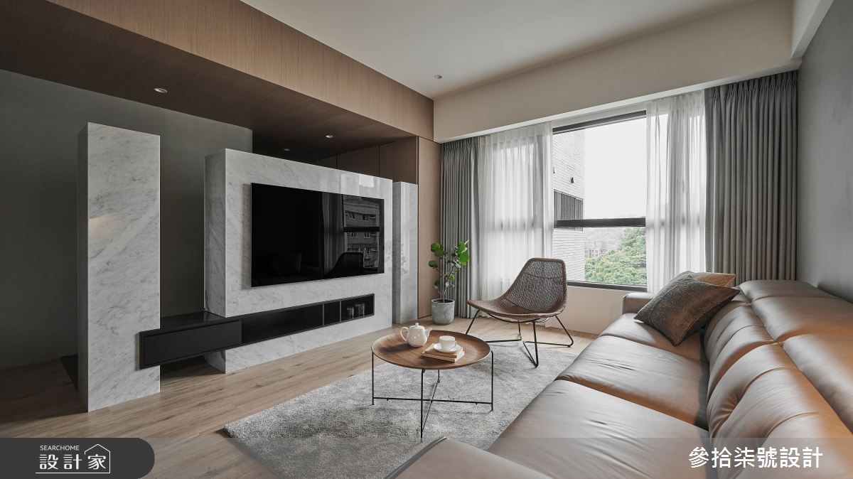 在這處 30 坪的現代風居所，設計師挹注豐富的生活機能