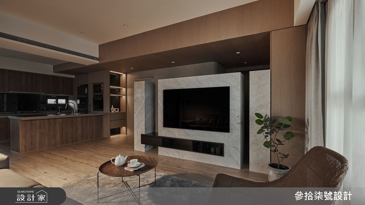 在這處 30 坪的現代風居所，設計師挹注豐富的生活機能