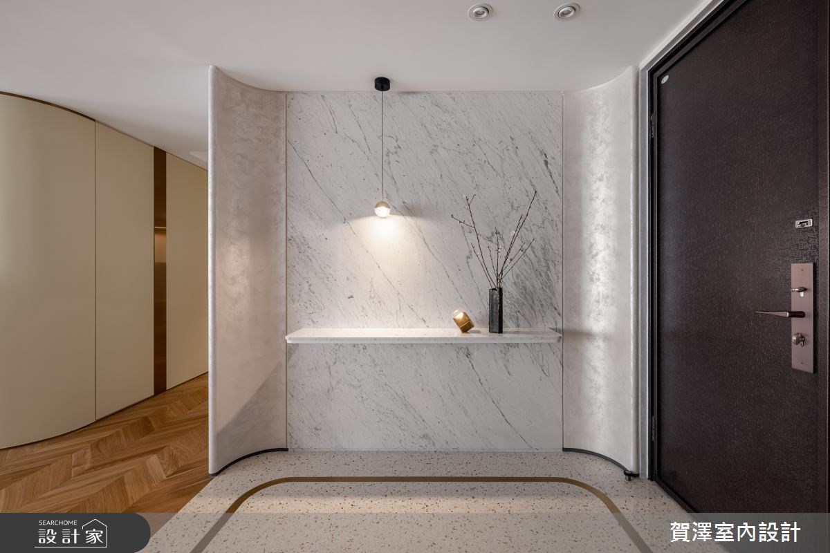 77 坪的北歐風大宅，跳脫一般豪宅的奢華印象，利用清