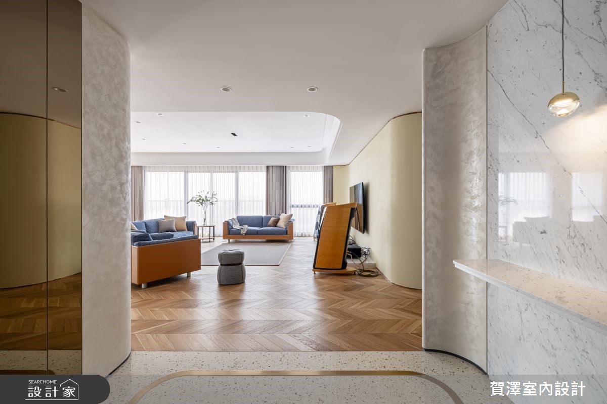 77 坪的北歐風大宅，跳脫一般豪宅的奢華印象，利用清