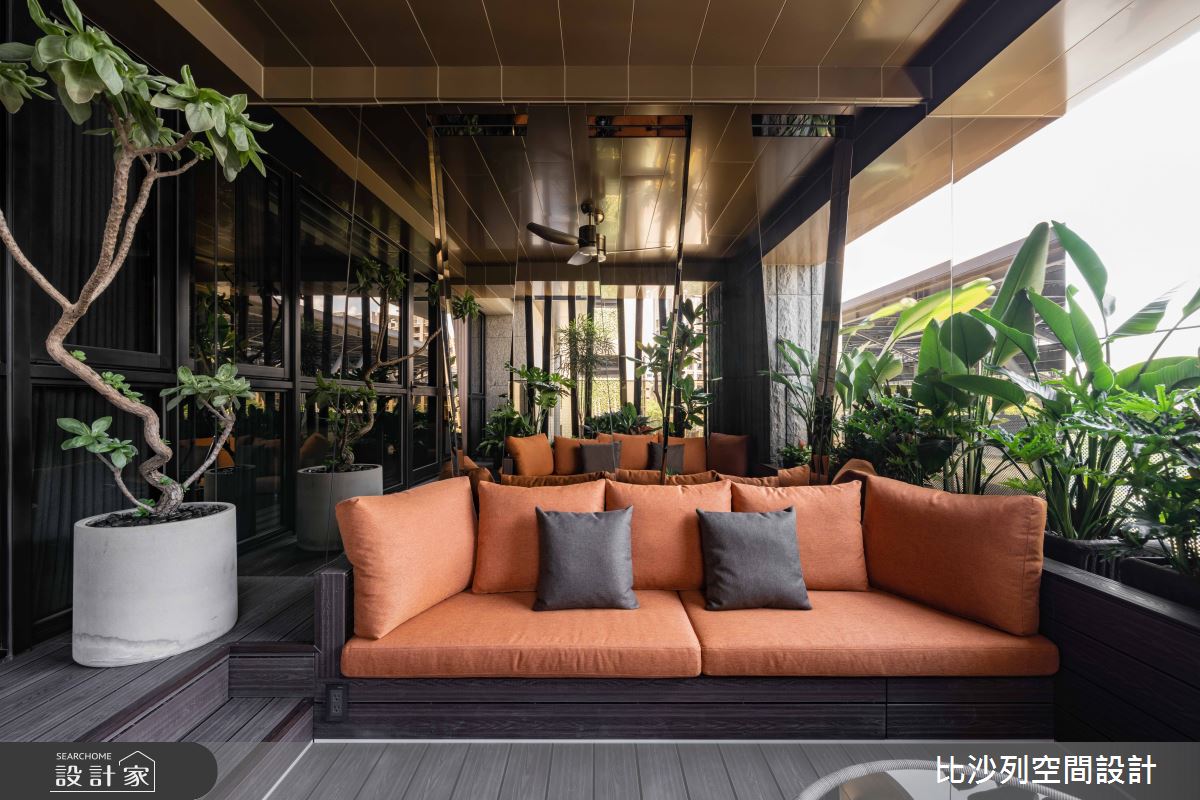 此案為71坪毛胚屋,比沙列空間設計 張靜峰總監 先是將