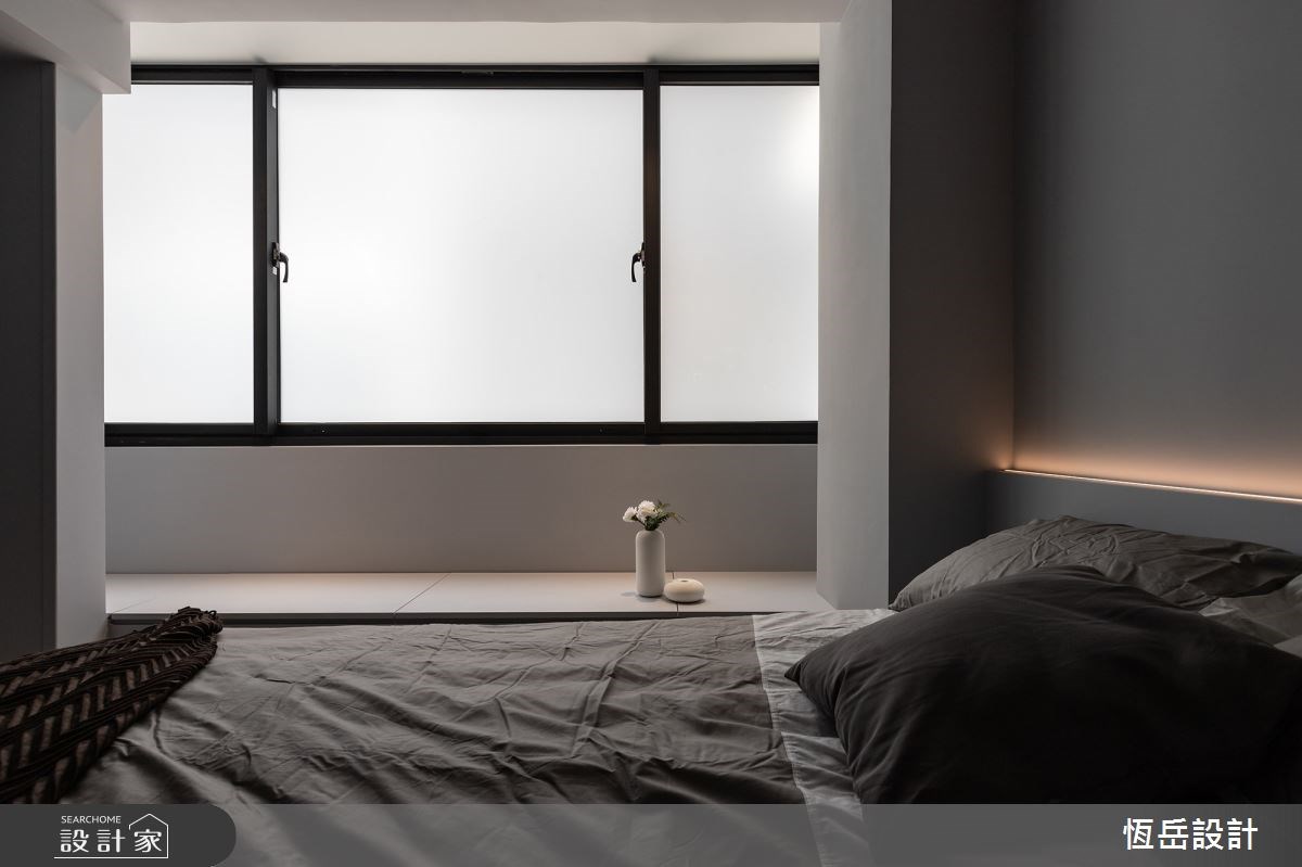 25 坪老屋的屋主來自瑞典，嚮往著極簡的機能美學，室