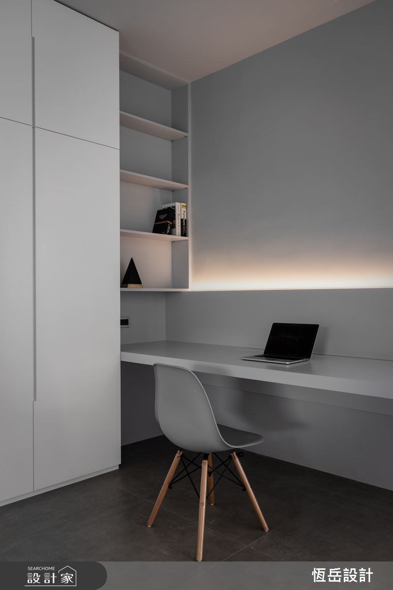 25 坪老屋的屋主來自瑞典，嚮往著極簡的機能美學，室