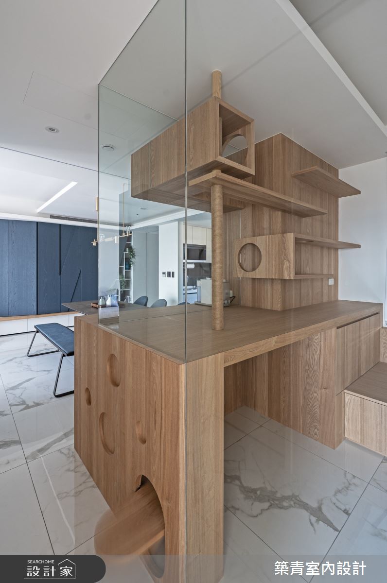 48坪的預售屋具備4房2廳,居住成員為4人與2隻可愛的貓