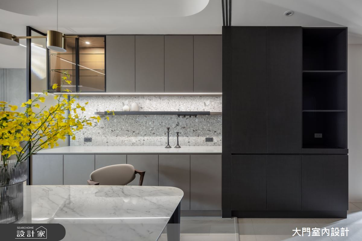 隨著都市發展進步,屋主選擇定居在地段精華豪宅聚落的