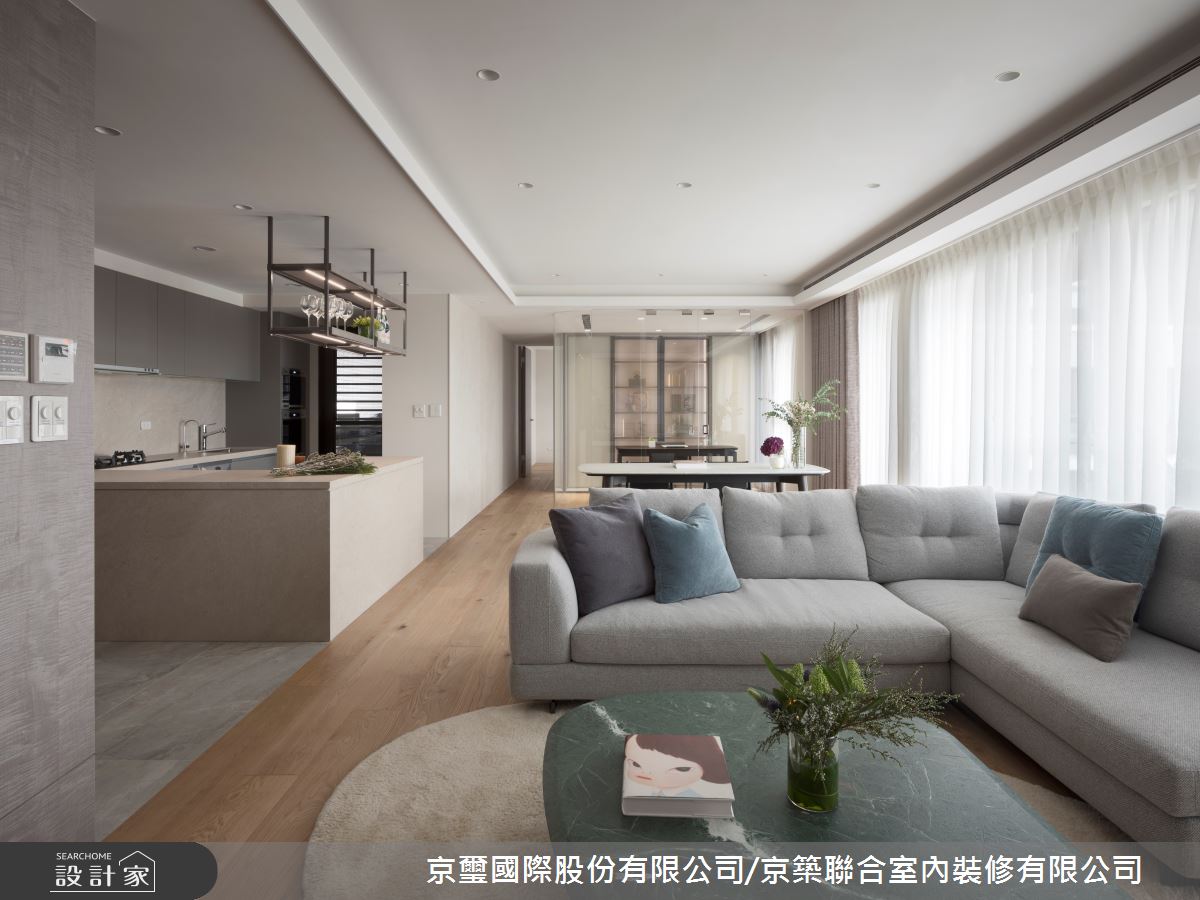66坪現代簡約宅，有著一望無際的城市窗景，京璽國際股