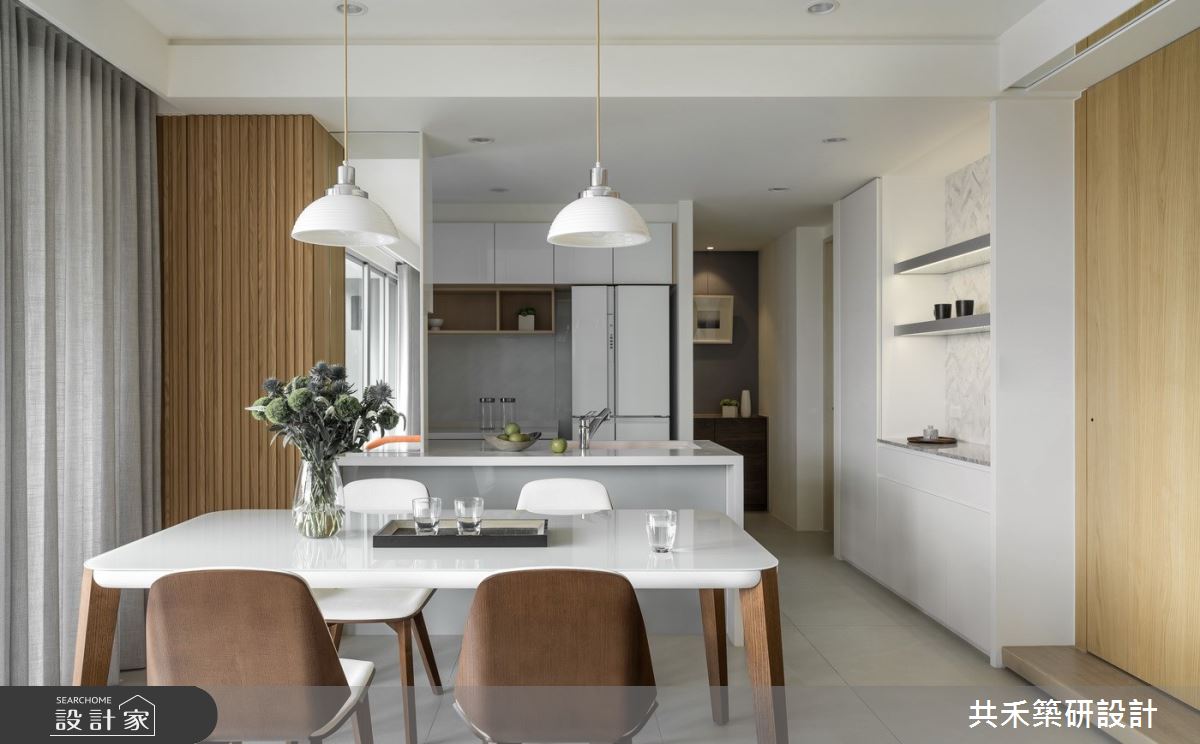 28坪現代風的三房兩廳的小家庭，在預售屋時便請共禾築