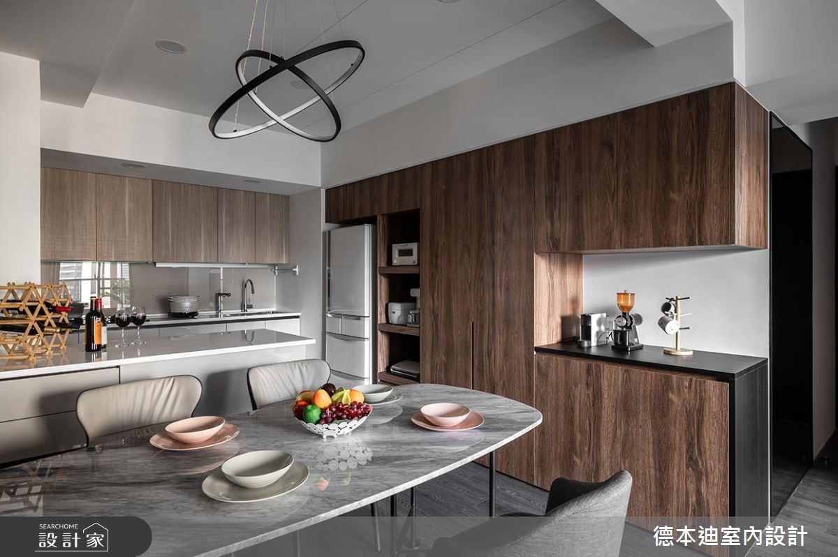 從事科技業的屋主買下這間26坪預售屋,二度邀請德本迪