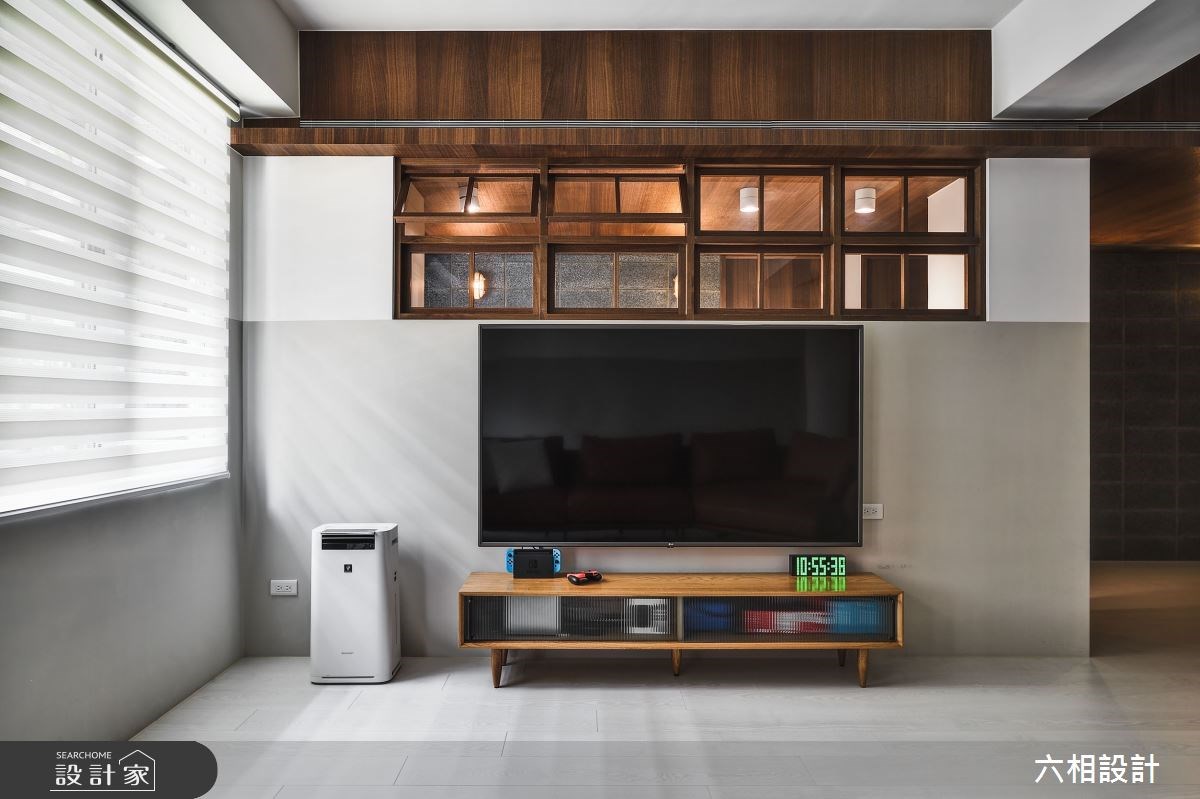 38 坪的老屋，設計師以簡約風為設計主軸，融入復古老