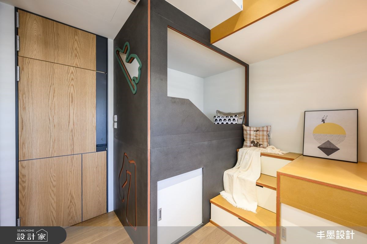 旅居美國多年的夫妻，考量孩子成長、父母年歲漸增，決