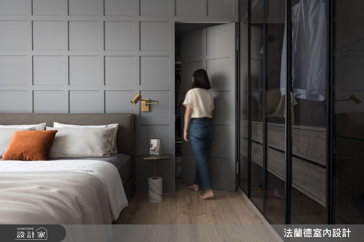 45坪現代風擁有3房3廳，居住成員為2位大人和2位小孩，