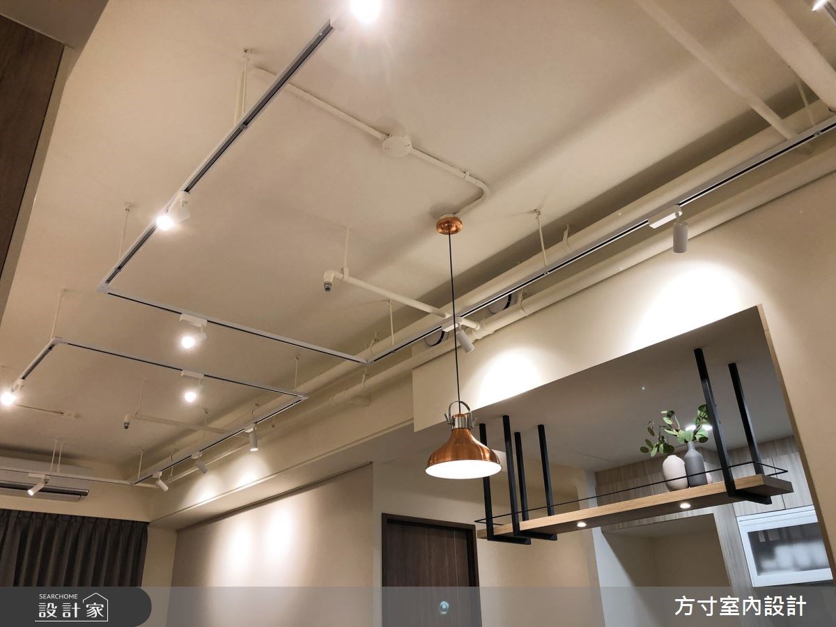 坪數不大就減少不必要的裝飾設計！21.5 坪新成屋在面