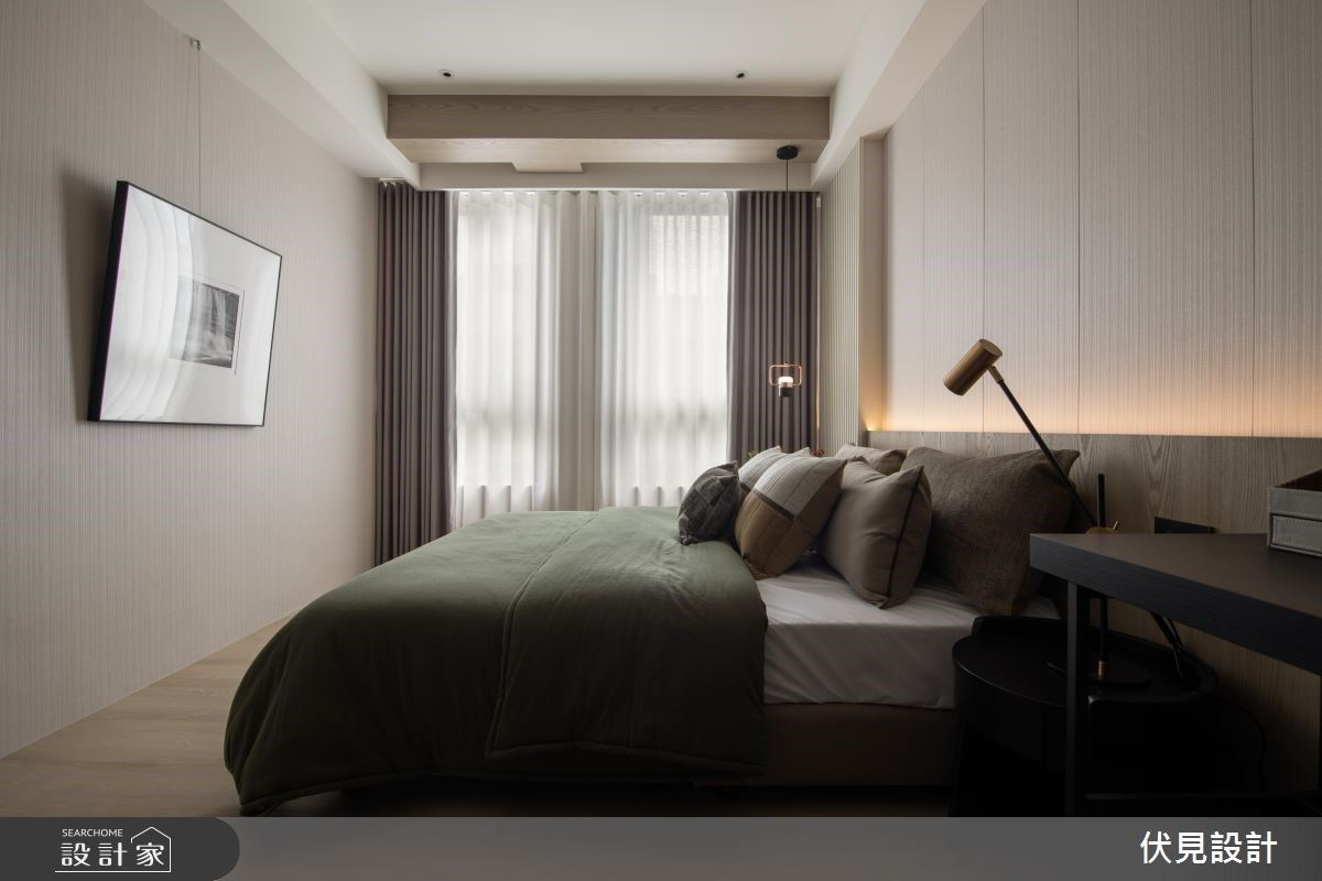 客房藉由淺色調圍塑清爽感,並在燈帶的映襯下,營造舒適內斂的場域氣息。