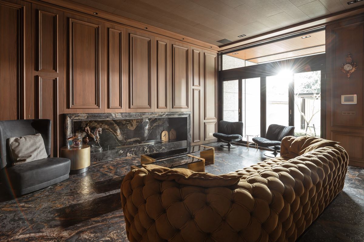 一個家的高貴,取決於材質的運用方式;好的選材,不但