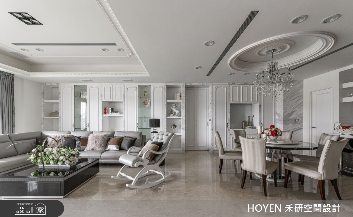 80坪新古典空間裡,引戶外自然光,映照在白色調襯底的