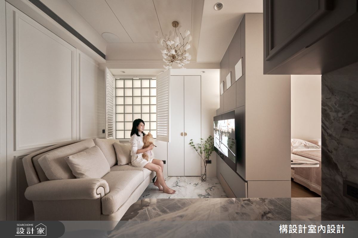 9坪的新成屋居住成員是1位女性，喜歡有特色的法式新古