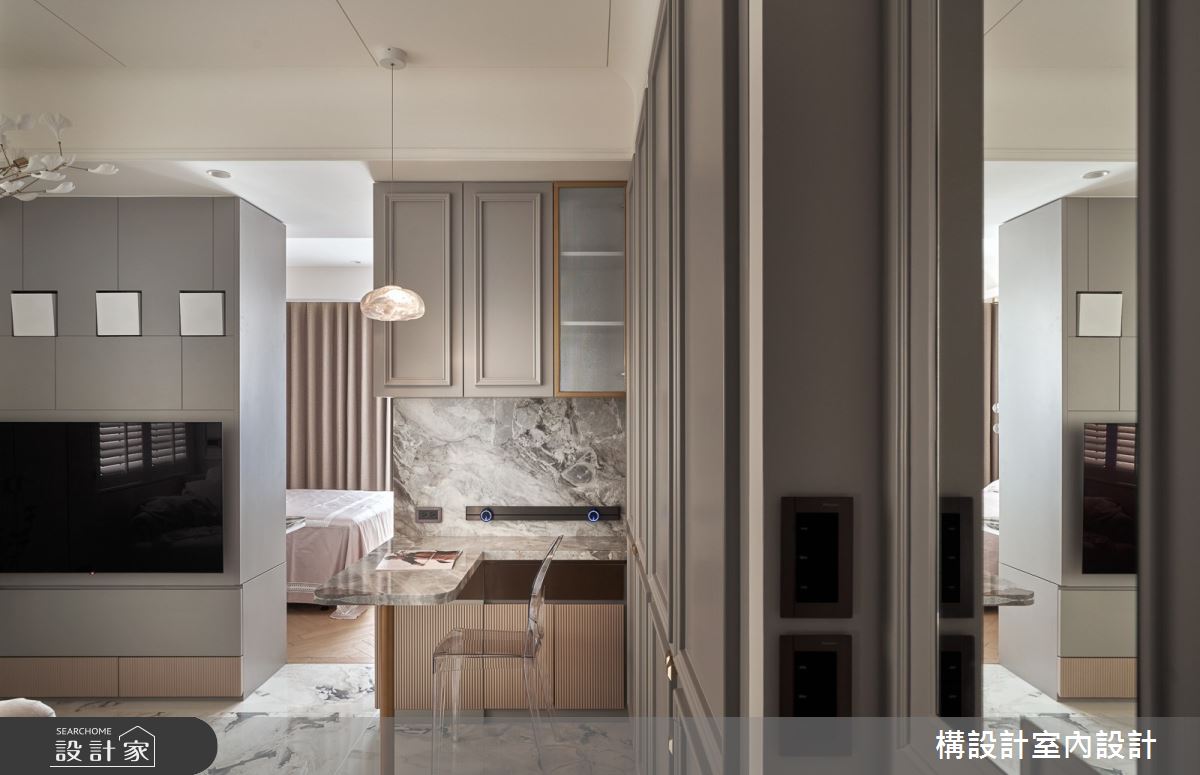 9坪的新成屋居住成員是1位女性，喜歡有特色的法式新古