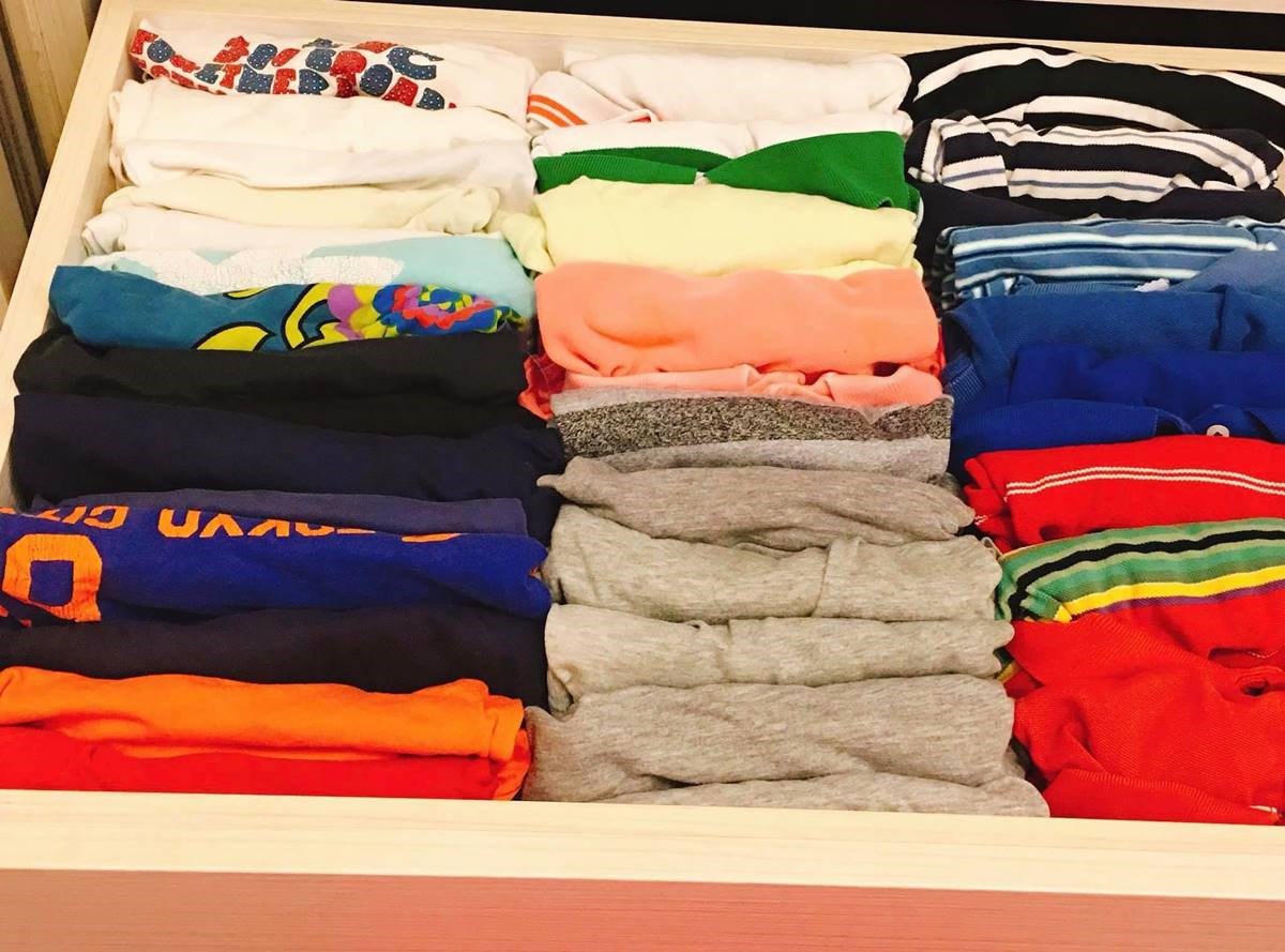 網友Aileen Wu一家五口加上一狗，住在室內33坪的房子