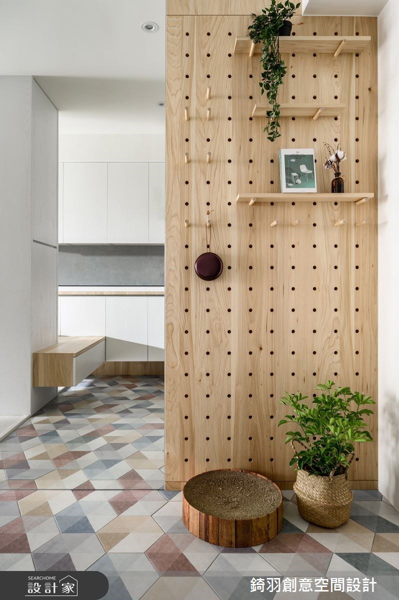 暖灰、清新木質和純白色調，構築了 30 坪北歐宅的溫潤