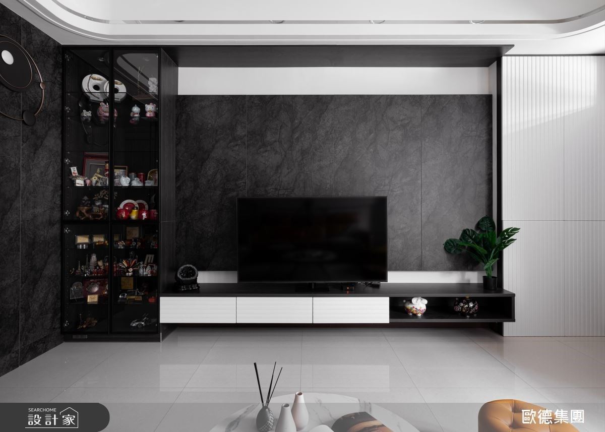 這棟四層樓的透天別墅,是屋主與歐德設計師金瑜新的第