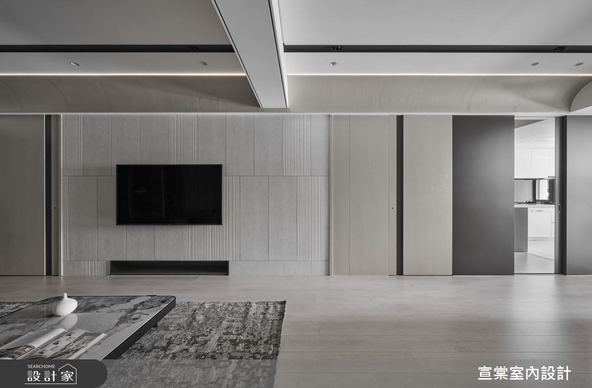 33 坪的現代風老屋,屋齡近 50 年,有漏水問題急需解