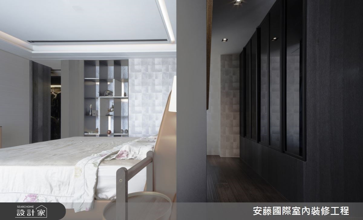 99 坪混搭風豪宅的屋主,從事科技產業,興趣是收藏當