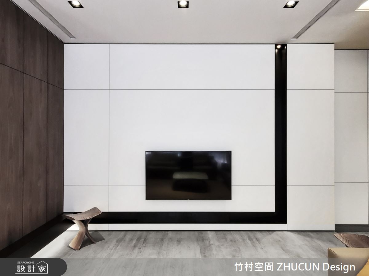 111坪的中古屋是一三代同堂之家,建物類型為透天別墅