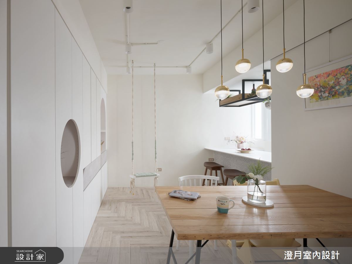 35坪老屋,原始屋況面臨採光不佳的窘況,更有著嚴重的