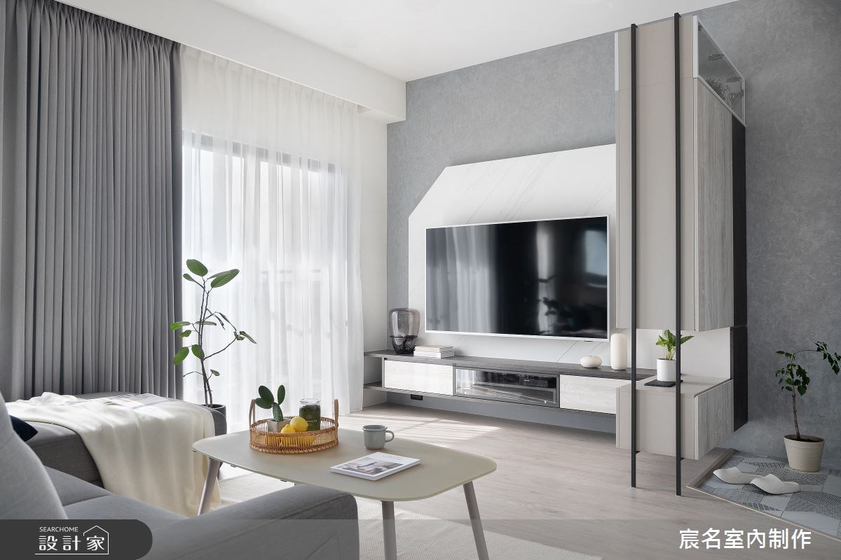 看著陽光灑落屋內的倒影搖曳，自在的遊走於居家個個場